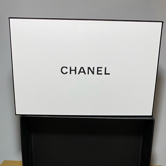 Meet your Posher, Raymond - Picture 1 of 1